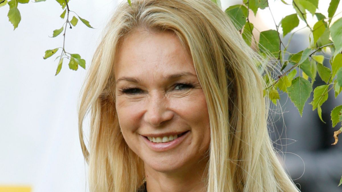 Ewa Pacuła ponownie wyszła za mąż! Kim jest jej wybranek? 