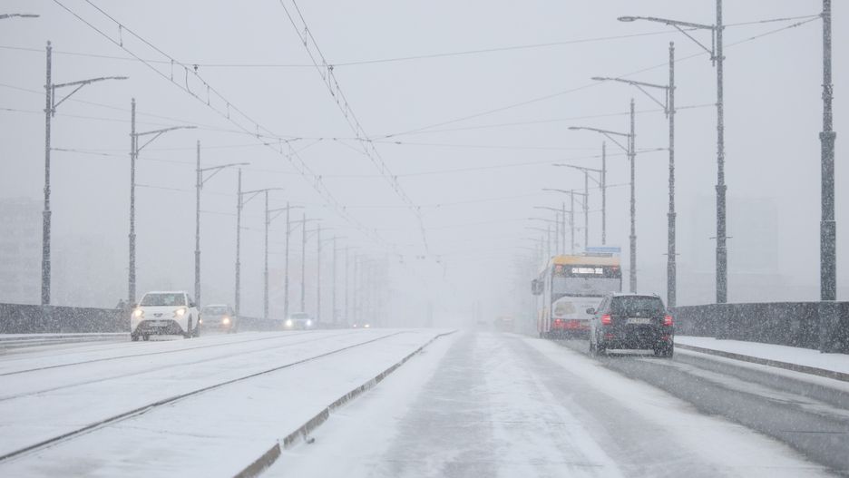 IMGW wydał ostrzeżenie dla 11 województw.