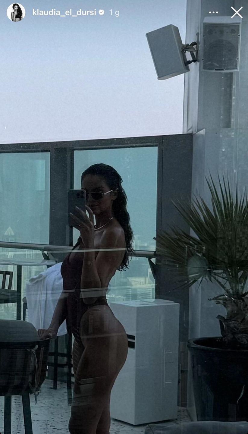 Klaudia El Dursi pozuje w bikini