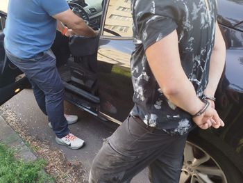 Warszawa: 29-latek zatrzymany. Uwagę policji zwróciło jego zachowanie