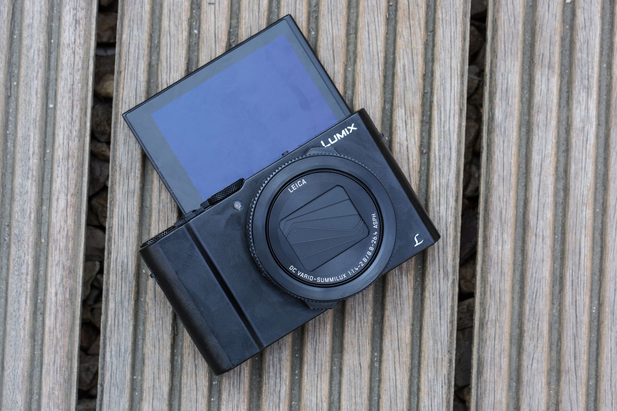 Panasonic Lumix LX15 - kieszonkowy kompakt premium z 4K w naszych rękach 5