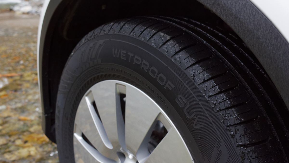 Wetproof to jedna z nowych opon. Ma zapewnić maksymalne bezpieczeństwo podczas opadów.