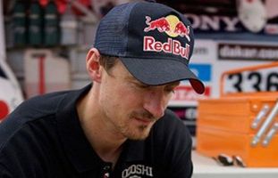 Adam Małysz najpopularniejszym polskim sportowcem. Mocno w górę Kowalczyk, Stoch i Żyła