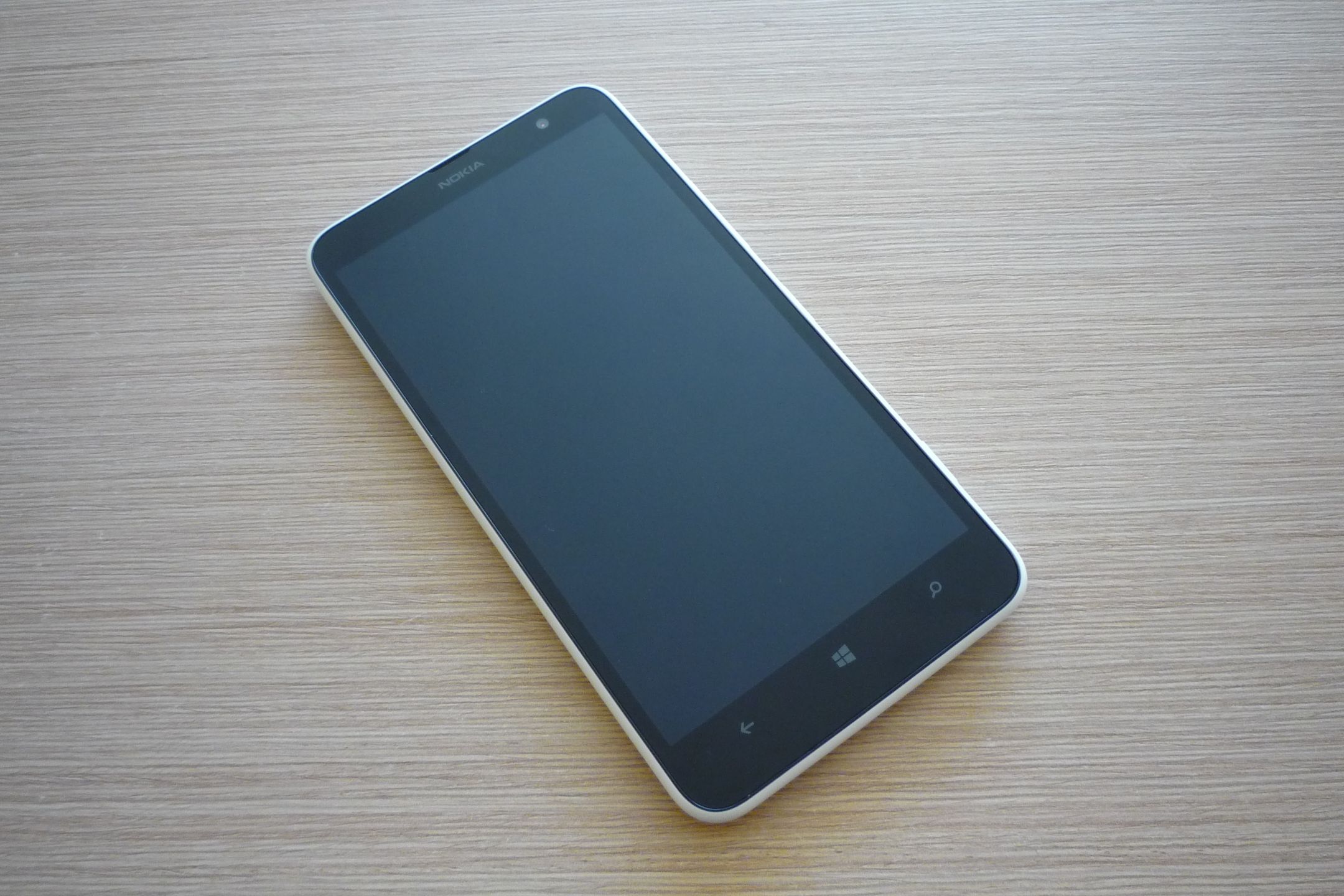 Nokia Lumia 1320 – duży i tani, ale bez przyszłości [test] 2
