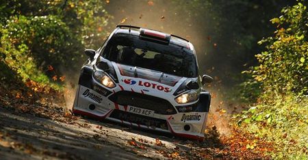 Pożar samochodu Kajetanowicza - Esapekka Lappi wygrywa w Szwajcarii