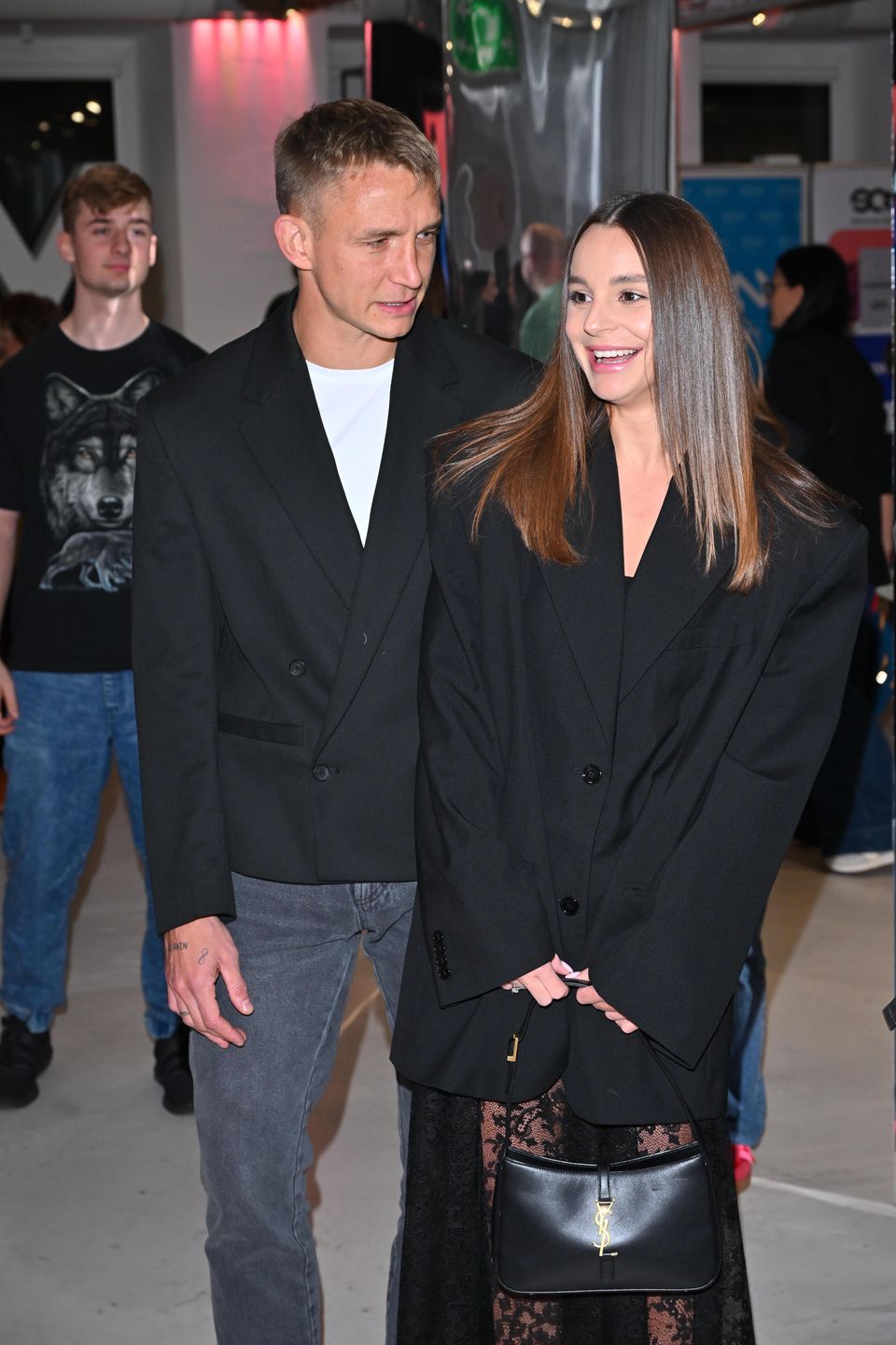 Jakub i Paulina Rzeźniczakowie na premierze książki