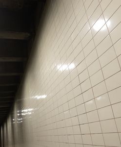 Warszawa. Nowe oświetlenie w tunelu na ul. Rzymowskiego