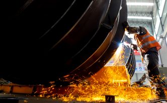 Unia planuje drakońskie cła na chińską stal. Reakcja na rosnący import