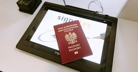 Rzeszów: Paszport przed wakacjami? Lepiej nie zwlekać z wizytą w urzędzie