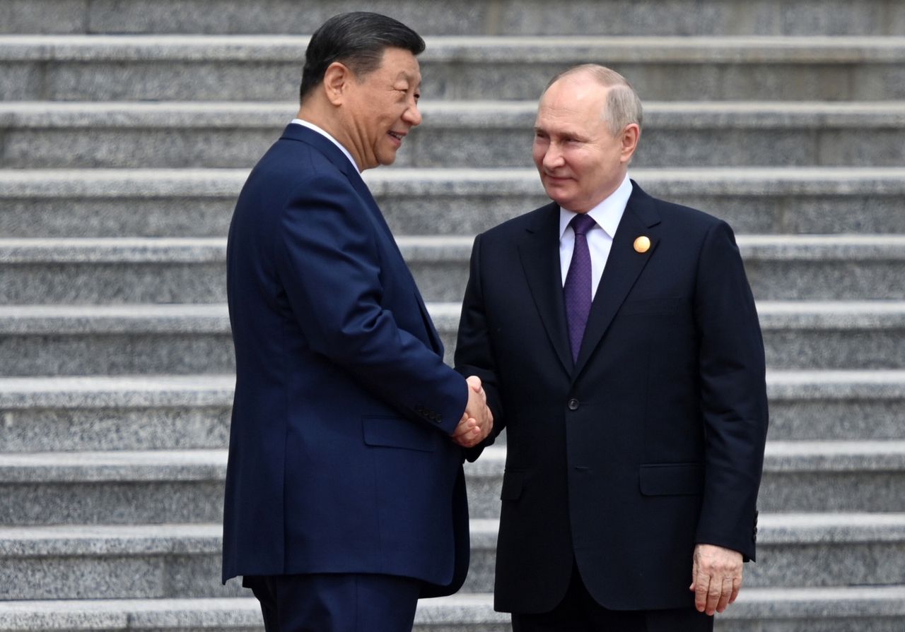 Putin-Jinping meeting. "A display of allied unity"