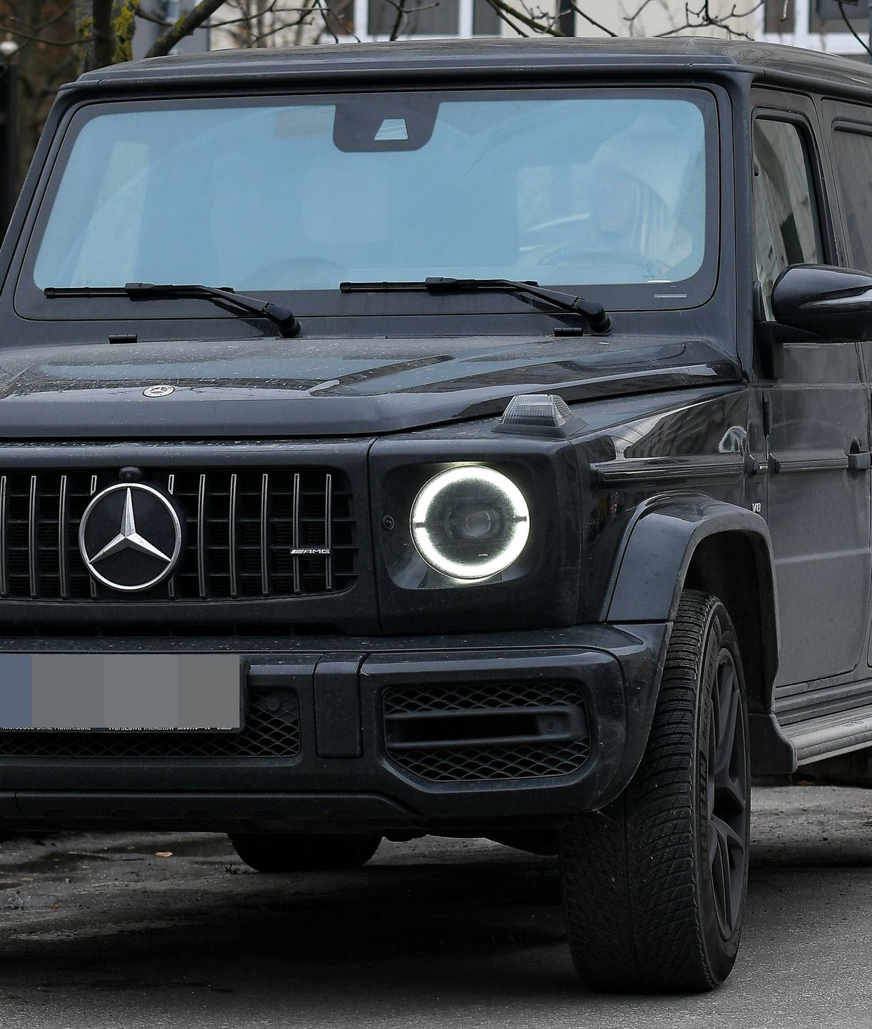 Naturalna Ewa Chodakowska z torebką za 100 tysięcy złotych