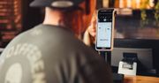 Polacy płacą okiem. Nowy sposób płatności zyskuje popularność