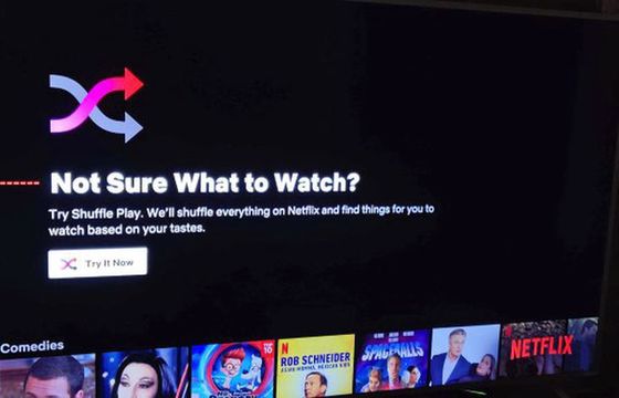 Netflix wprowadzi globalnie funkcję losowego odtwarzania. Trwają testy na Smart TV