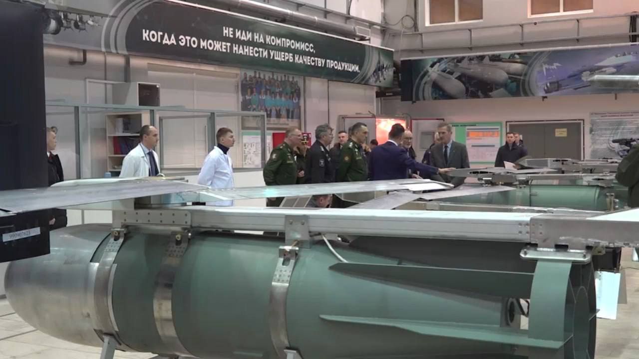 German and Japanese machinery powers Russian bomb production