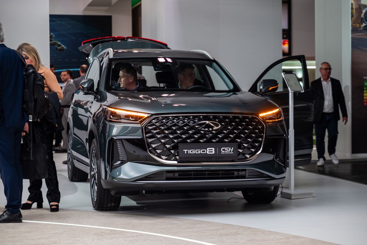 Stoisko Chery podczas Paris Motor Show