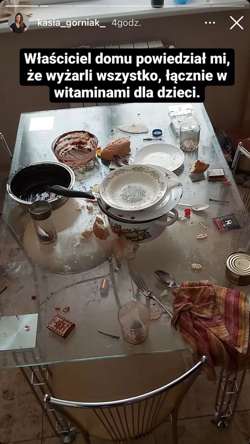 Rosyjscy żołnierze w domu Ukraińców 