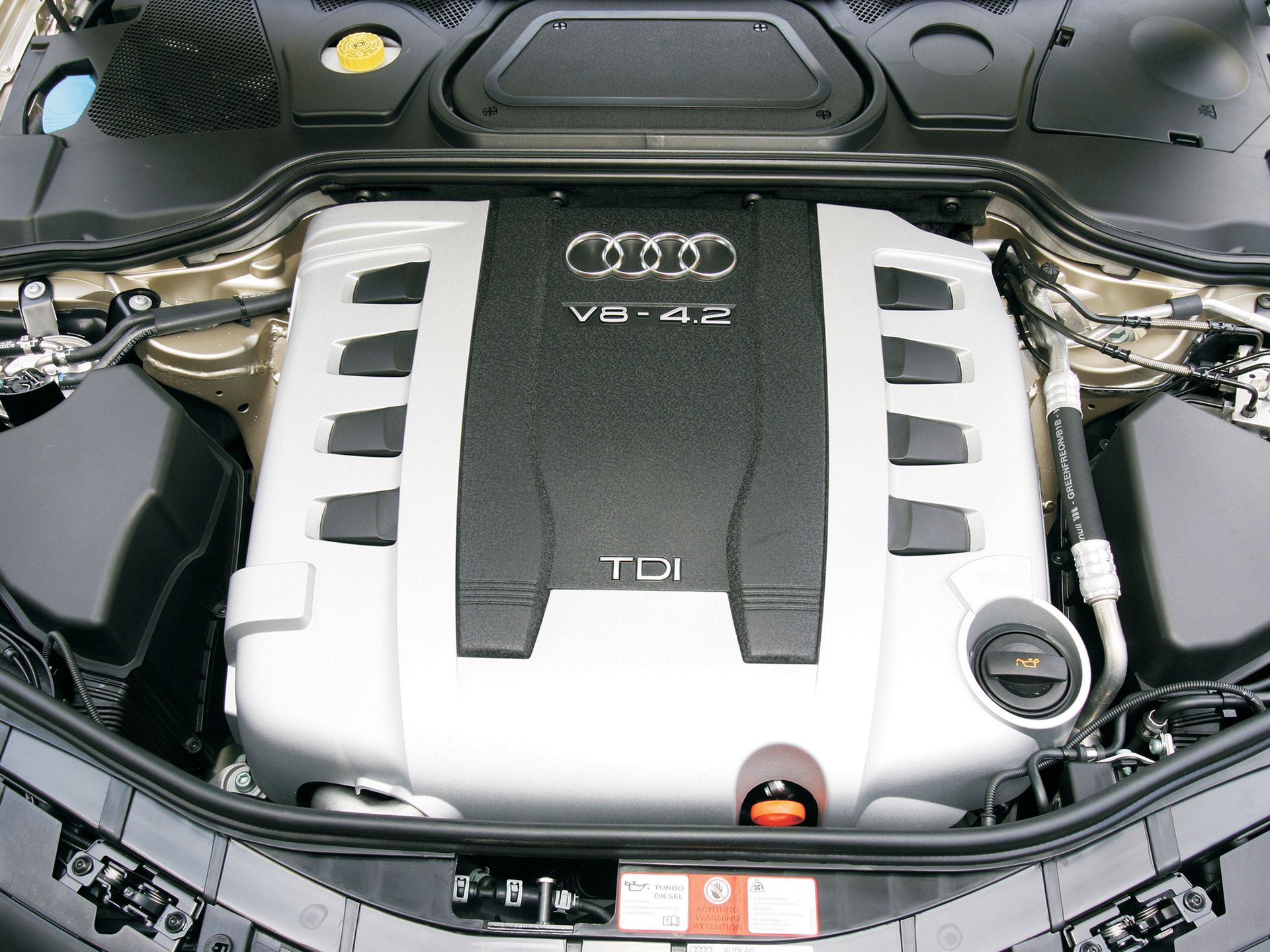 Silnik 4.2 TDI jest bardzo udany i można polecić auto z taką jednostką