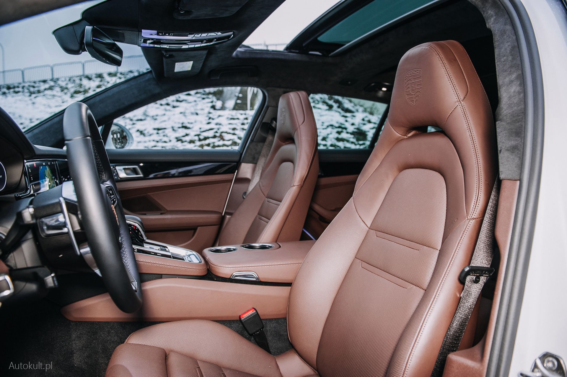 Porsche Panamera Sport Turismo Turbo - fotele