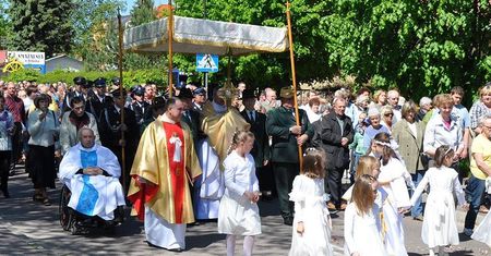 Procesje Bożego Ciała przejdą przez miasto. Utrudnienia dla kierowców