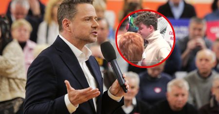 Młody chłopak zadał pytanie na wiecu. Trzaskowski: "Nie śmiej się"