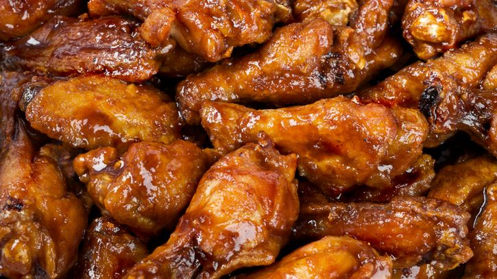 Nadmiar tego mięsa zwiększa ryzyko trzech groźnych nowotworów