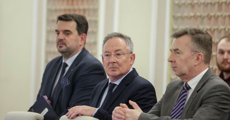 PiS znalazło sprzymierzeńca w Konfederacji. Znamy decyzję ws. Bartłomieja Sienkiewicza