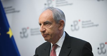 Ewakuacja Polaków z Bliskiego Wschodu Bartoszewski: "Sami sobie winni"