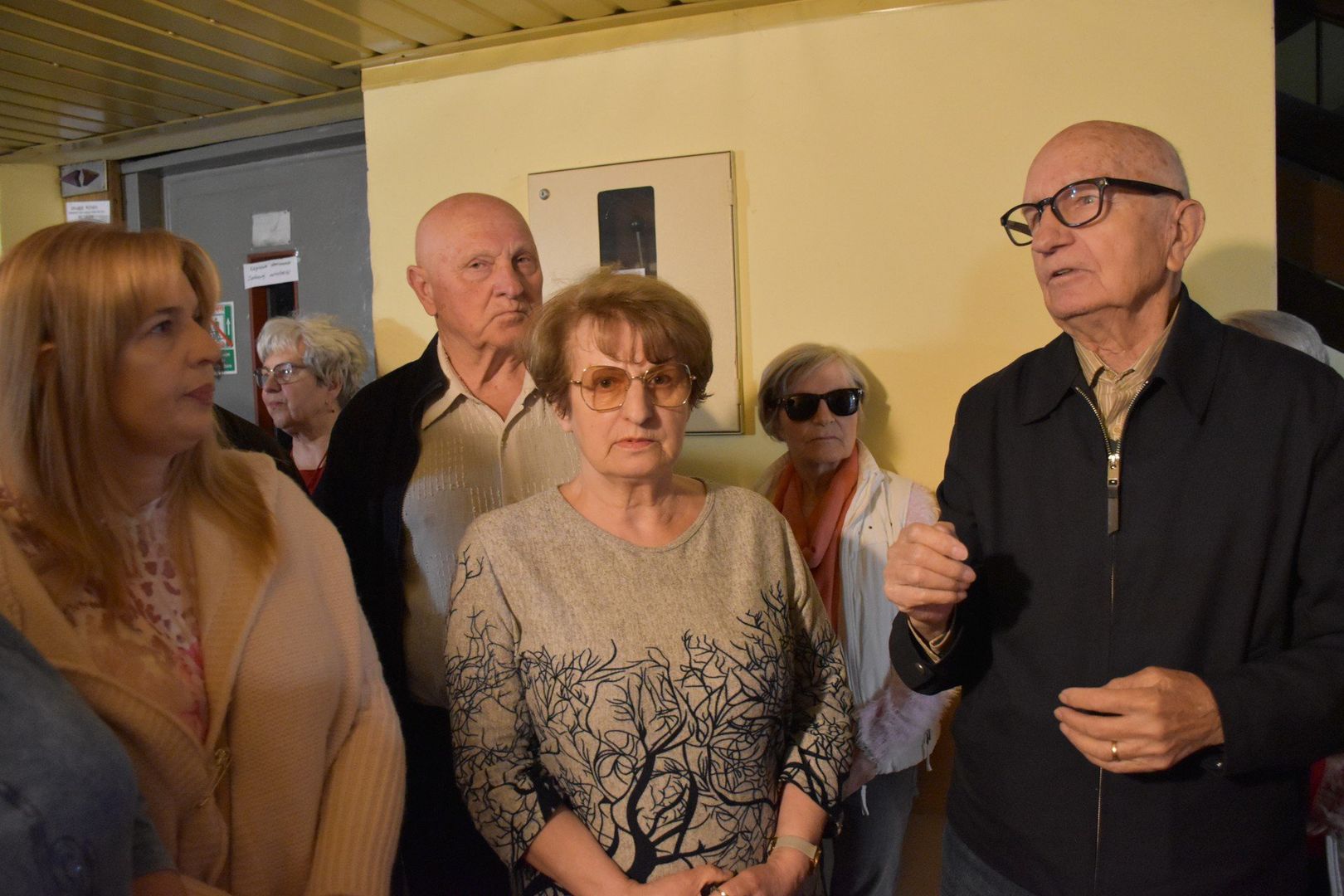 Mieszkańcy Spółdzielczego Domu Kombatanta i Emeryta mają poważne problemy z windą. Narzekają też na warunki jakie są w budynku