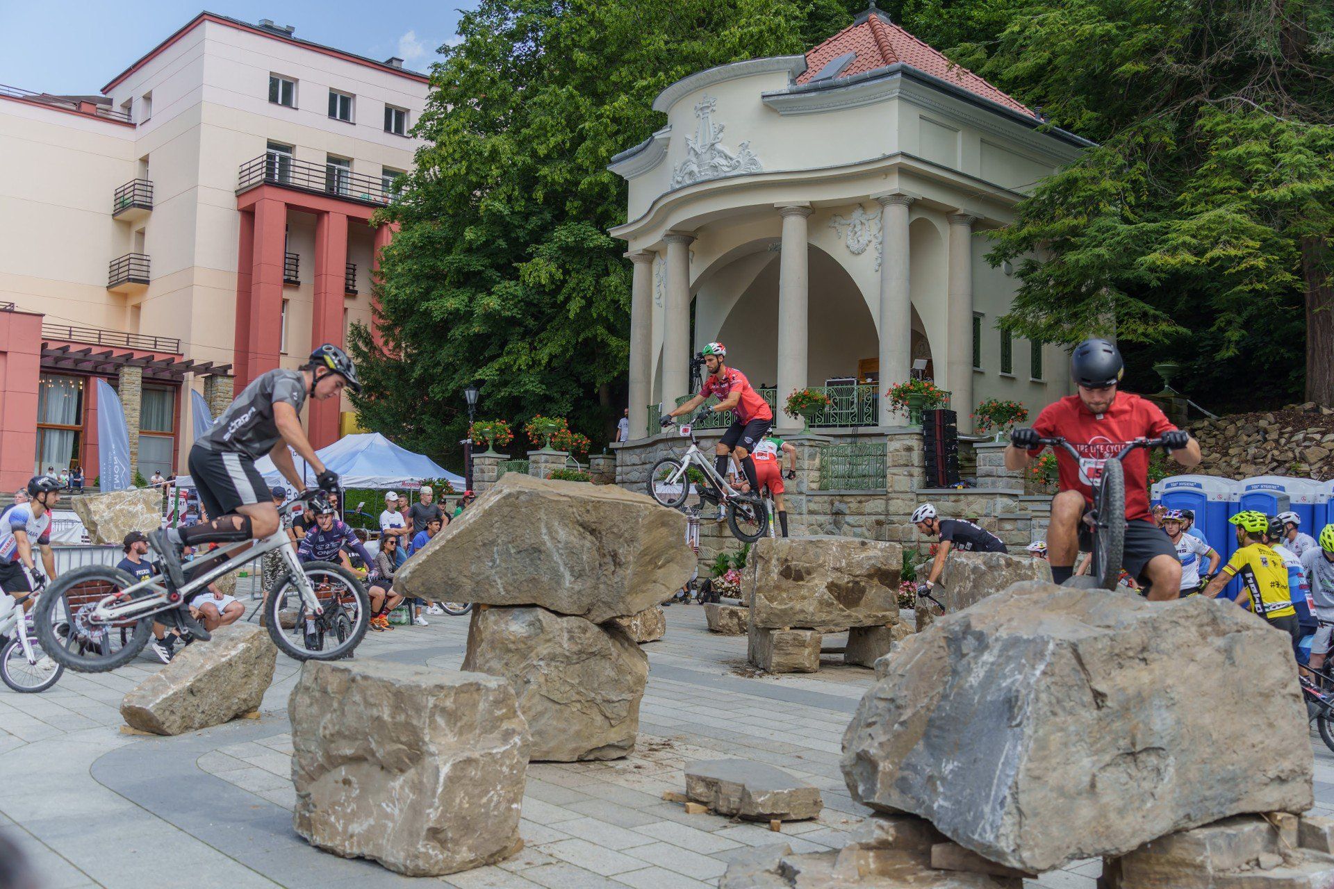 2.03. 2025r. Krynica-Zdrój, deptak, Puchar Świata w Trialu Rowerowym, kibice 

fot. Damian Radziak/Gazeta Krakowska