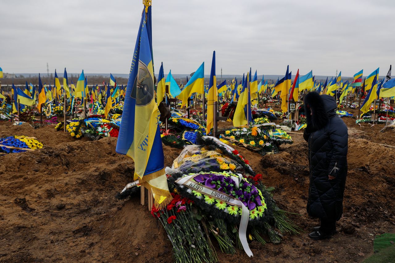 The funeral of one of the soldiers who died in the war with Russia