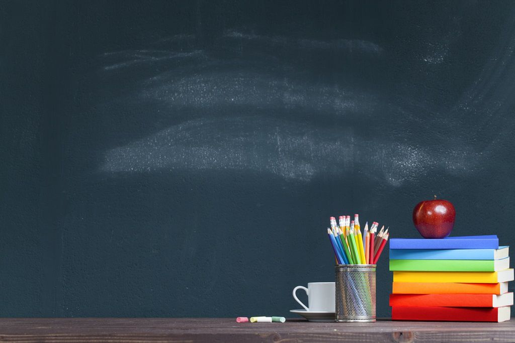 Anafora - czym jest? Jak ją rozpoznać w tekście?