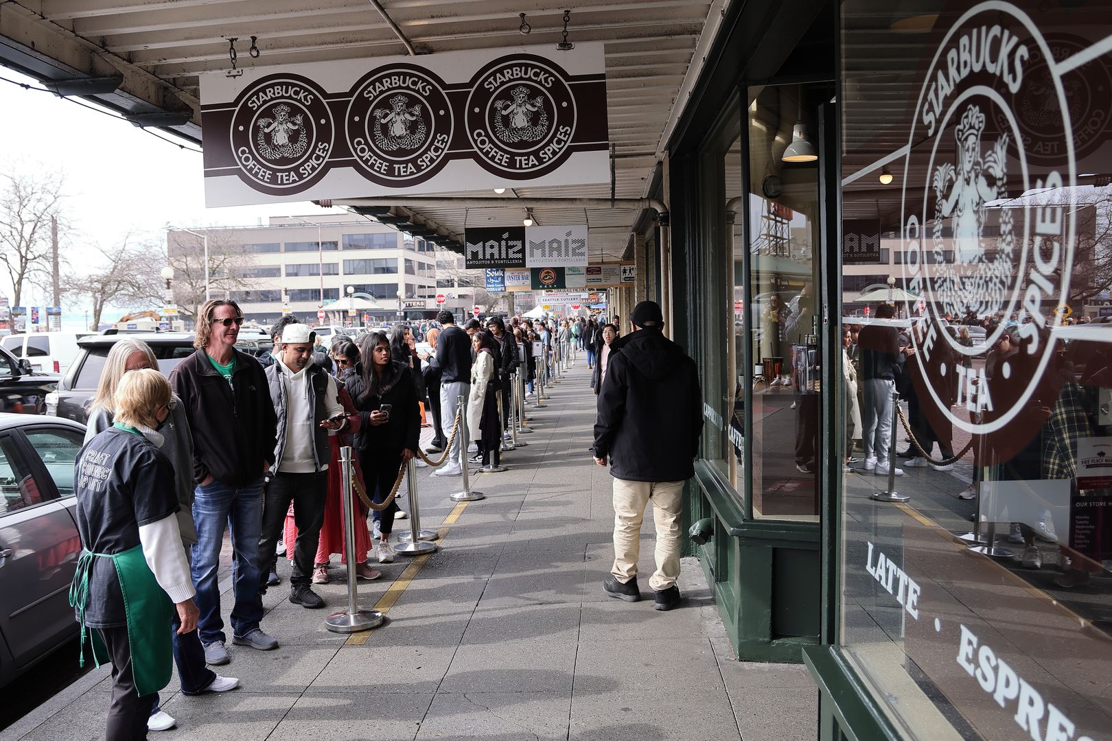 25,6 miliona odszkodowania dla pracownicy Starbucks. To kara za zwolnienie z pracy