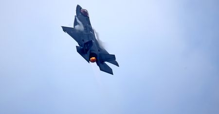 F-35 poleciały z Włoch do Japonii. Mają postawić do pionu Chiny
