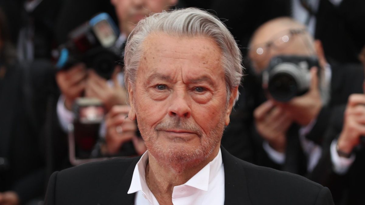Alain Delon rozważa eutanazję. Poprosił syna, aby był z nim do końca 