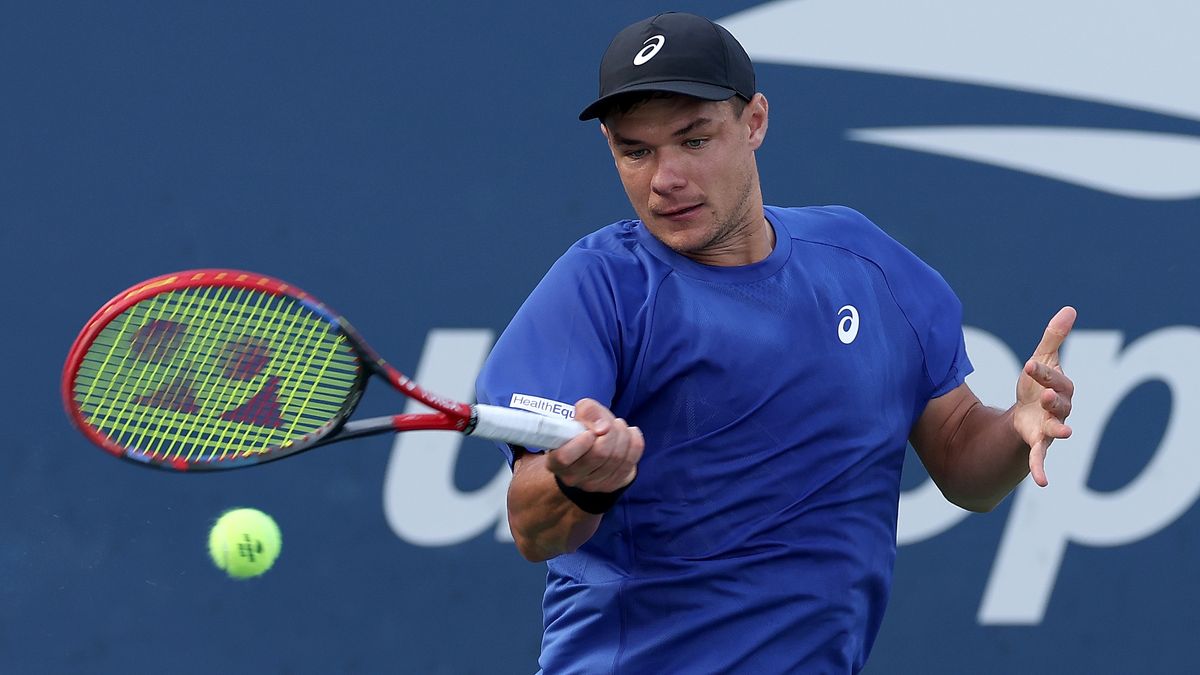 NEW YORK, NEW YORK - AUGUST 28: Kamil Majchrzak of Poland returns a shot against Karen Khachanov during their Men's Singles Second Round match on Day Five of the 2025 US Open at USTA Billie Jean King National Tennis Center on August 28, 2025 in the Flushing neighborhood of the Queens borough of New York City. (Photo by Sarah Stier/Getty Images)