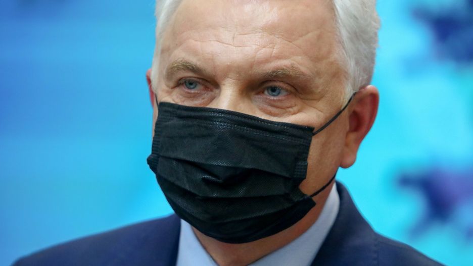 Ministerstwo Zdrowia o nowych restrykcjach07.12.2021 Warszawa Konferencja ministra zdrowia Adama Niedzielskiego o nowych restrykcjach  fot. Adam Burakowski/REPORTER
n/z: Waldemar KraskaAdam Burakowski/REPORTER