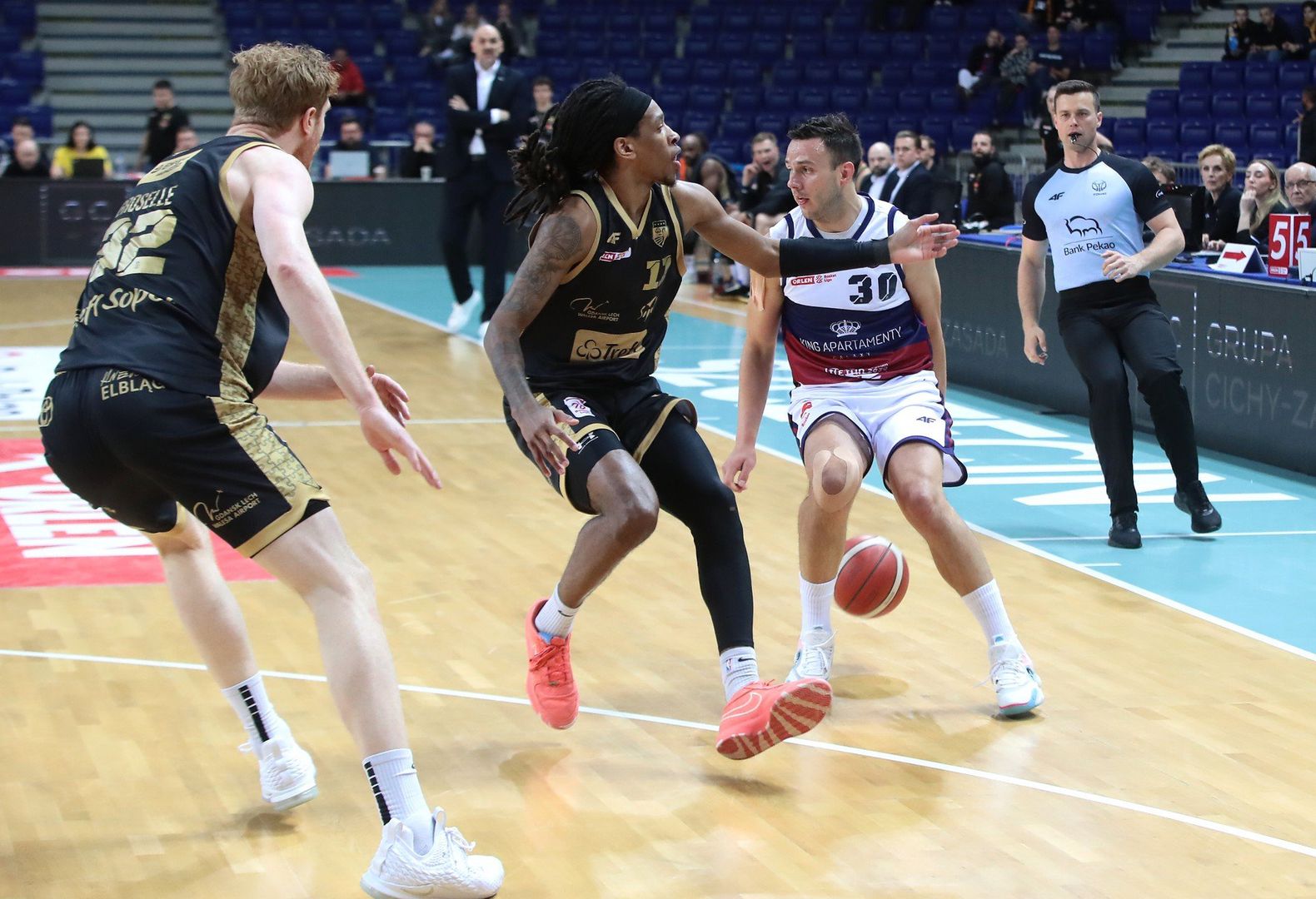 Trzeci mecz ćwierćfinałów Orlenu Basketu Ligi King Szczecin - Trefl Sopot w Netto Arenie (19.05.2025)