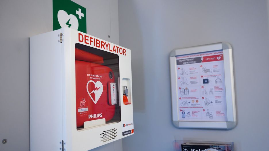 Defibrylator. Zdjęcie ilustracyjne