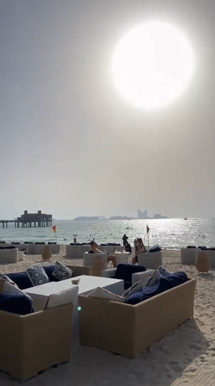 Dubajskiego la dolce vita Izabeli Janachowskiej ciąg dalszy. Tylko pozazdrościć? 