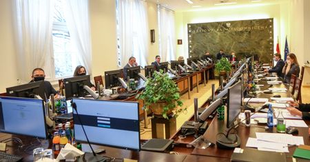 Skargi w KRS na przemęczenie obowiązkami. "5 godzin efektywnej pracy"