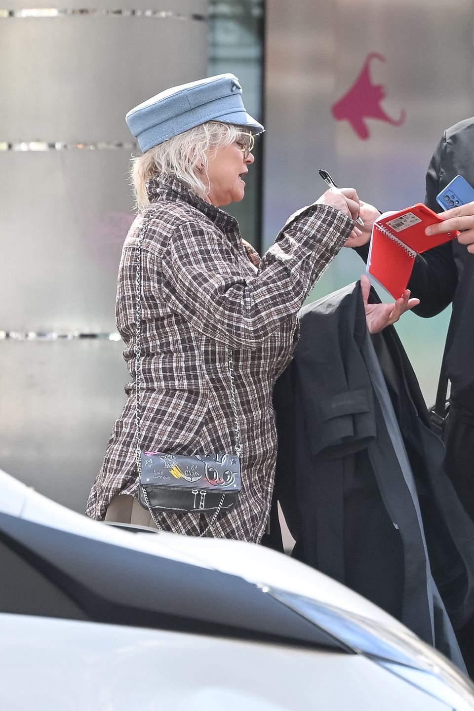 Katarzyna Figura na ulicach Warszawy