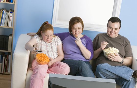 Dlaczego tyjemy? "Brak snu i stres podwyższają poziom kortyzolu"