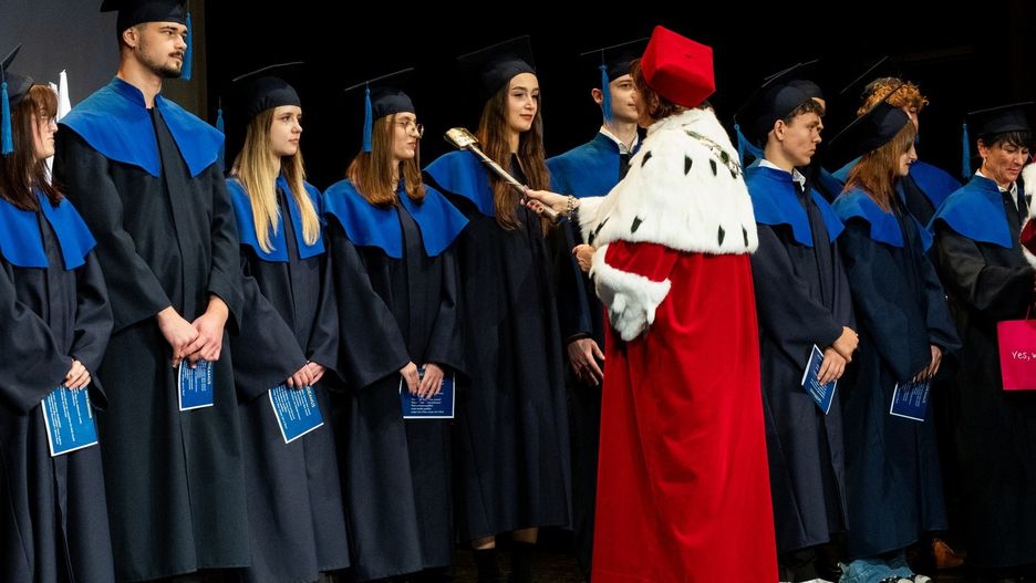 13.10.2025 Inauguracja roku akademickiego Karkonoskiej Akademii Nauk Stosowanych w Jeleniej Górze