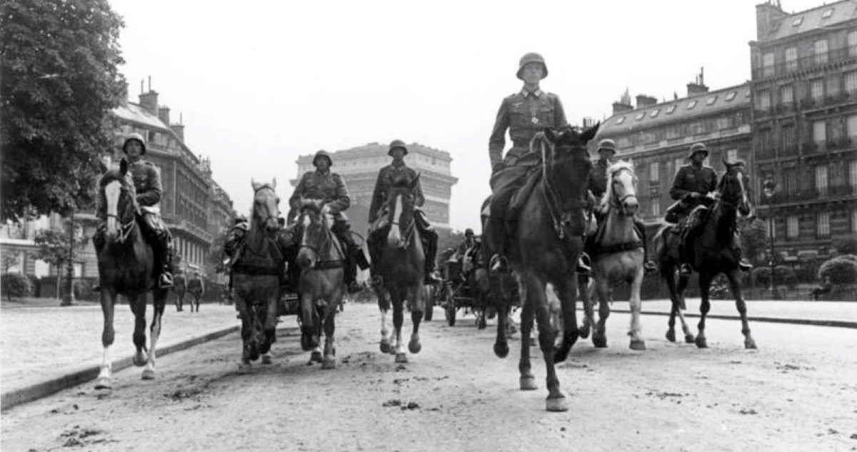 Niemcy w Paryżu w 1940 roku