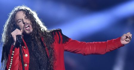 Eurowizja decyduje, TVP gra dalej. Polski reprezentant za to zapłaci? [OPINIA]