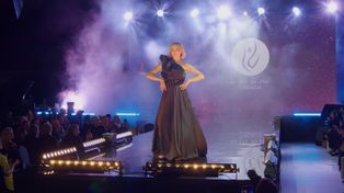 Wrocław: Charytatywny pokaz mody zebrał ponad pół miliona złotych dla pacjentów! Anna Wyszkoni i Przemysław Saleta ambasadorami