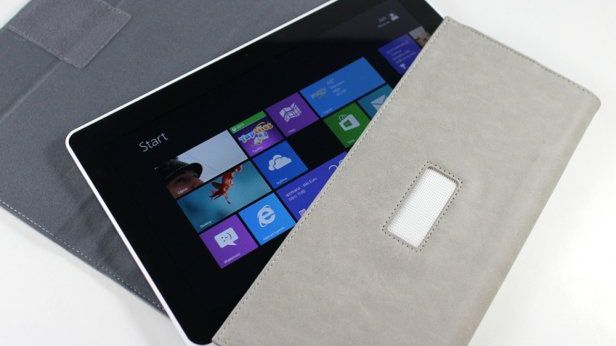 Szlachetny kamień w oprawie z tombaku. Test Acera W510 1