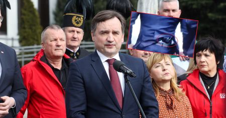 Będzie wniosek ws. broni Ziobry. "To nie szeryf, to paranoik"
