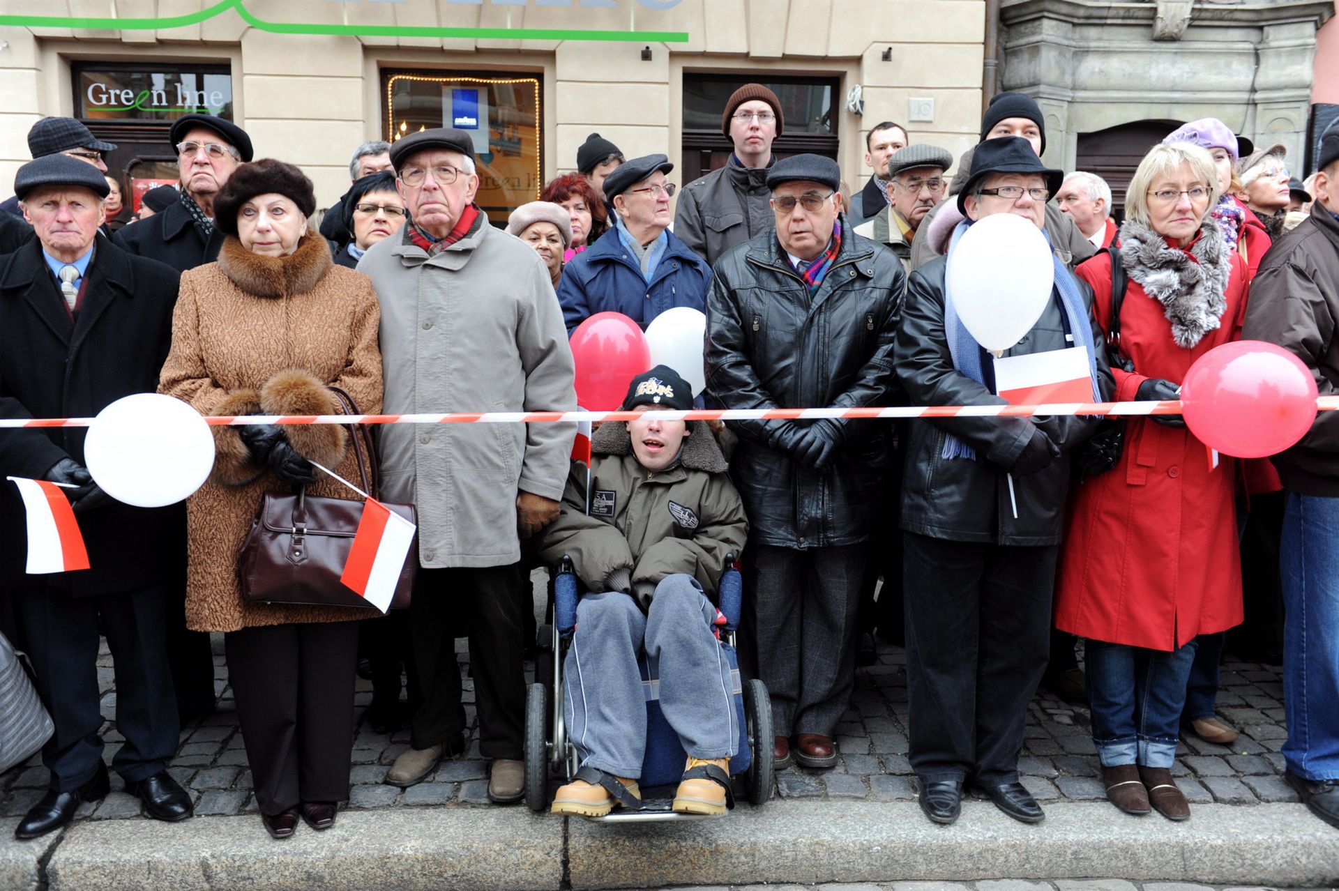 Prezentujemy projekt Marka Lapisa ”Biało-czerwona”. Otwarcie wystawy już jutro! 6