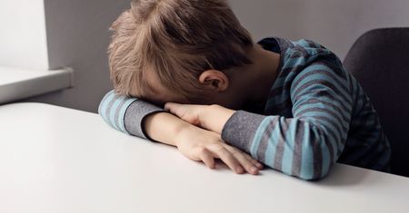 11-latek uciekł z domu. Przeszedł kilka kilometrów i zapukał do przypadkowego domu, prosząc o pomoc